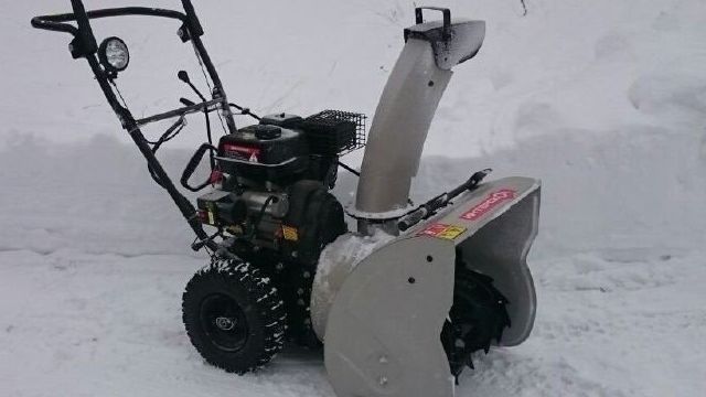 Интерскол СМБ-650Э — технические характеристики снегоуборщика